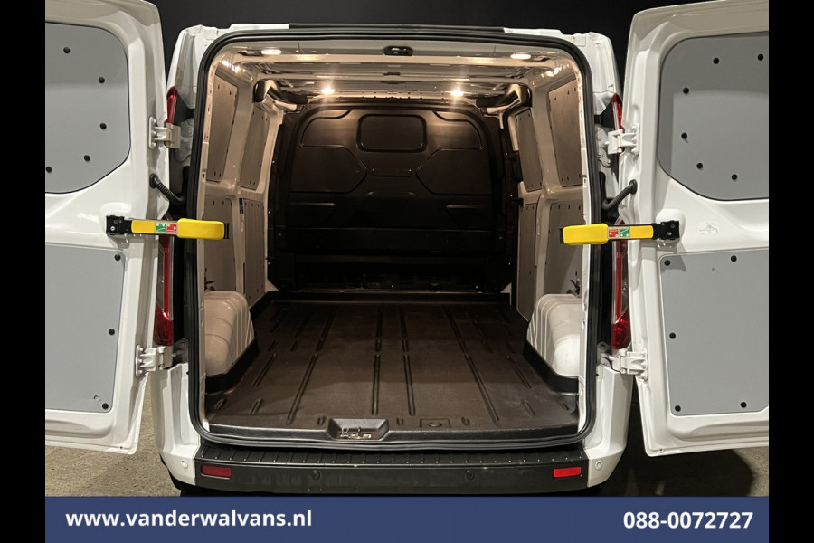 Ford Transit Custom 2.0 TDCI 131pk L2H1 Euro6 Airco | Apple Carplay | Android Auto | LED | Cruisecontrol Verwarmde voorruit, Stoelverwarming, Parkeersensoren Bijrijdersbank, 2800kg trekvermogen