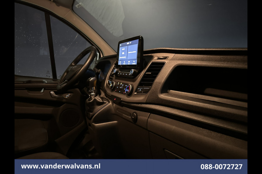 Ford Transit Custom 2.0 TDCI 131pk L2H1 Euro6 Airco | Apple Carplay | Stoelverwarming | LED | Cruisecontrol Verwarmde voorruit, Parkeersensoren, Bijrijdersbank, 2800kg trekvermogen, Android Auto