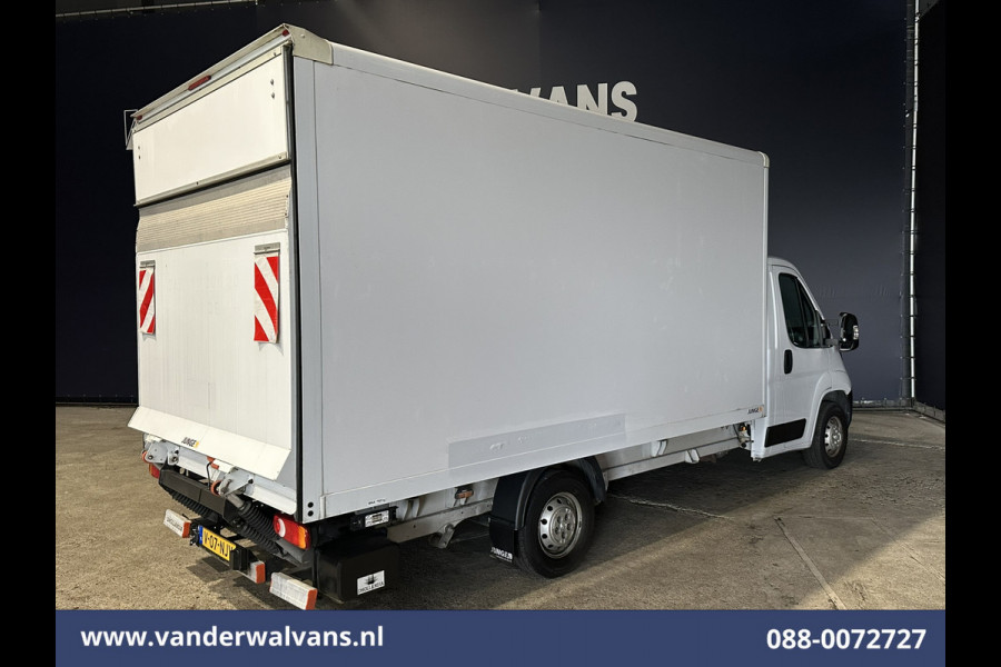 Peugeot Boxer 2.2 BlueHDi 141pk Bakwagen 436cm Lang Laadklep Euro6 Airco | Cruisecontrol | 1055kg laadvermogen Bijrijdersbank