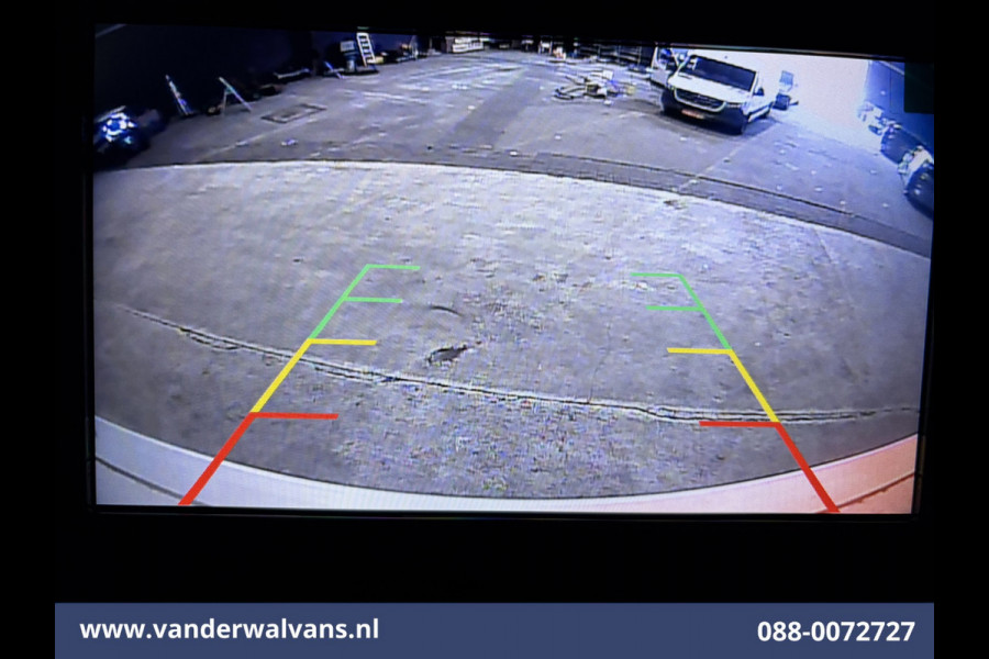 Peugeot Boxer 2.2 BlueHDi 141pk Bakwagen 436cm Lang Laadklep Euro6 Airco | Cruisecontrol | 1055kg laadvermogen Camera, Bijrijdersbank