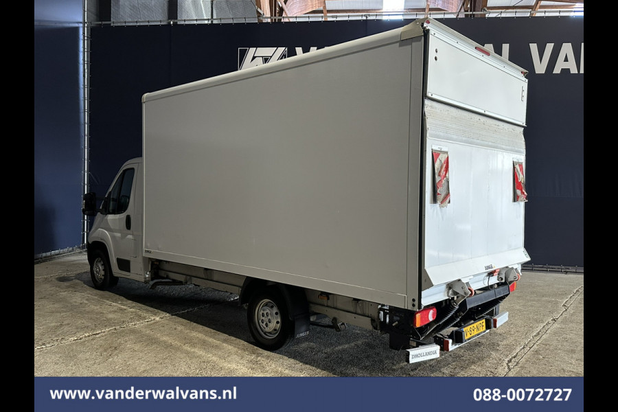 Peugeot Boxer 2.2 BlueHDi 141pk Bakwagen 436cm Lang Laadklep Euro6 Airco | Cruisecontrol | 1055kg laadvermogen Camera, Bijrijdersbank