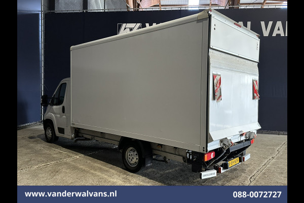 Peugeot Boxer 2.2 BlueHDi 141pk Bakwagen 436cm Lang Laadklep Euro6 Airco | Cruisecontrol | 1055kg laadvermogen Camera, Bijrijdersbank