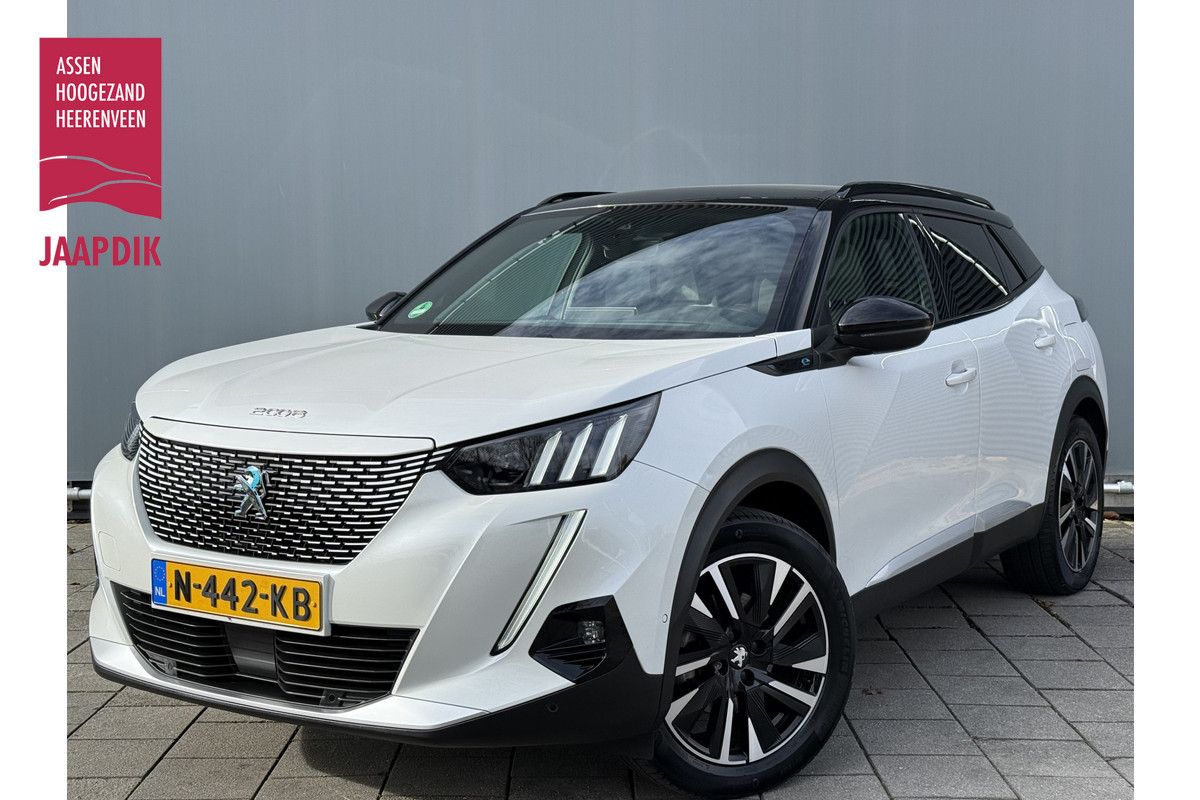 Peugeot e-2008 BWJ 10-2021 | EV GT 136PK SOH89% Pack 50 kWh | PANO DAK | TREKHAAK | CLIMA | NAVI | CAMERA A | 18'' LMV | PDC 2X | CARPLAY |