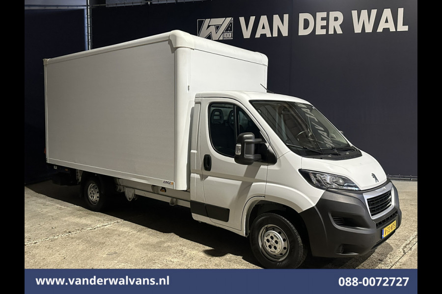 Peugeot Boxer 2.2 BlueHDi 141pk Bakwagen 436cm Lang Laadklep Euro6 Airco | Cruisecontrol | 1085kg laadvermogen Bijrijdersbank