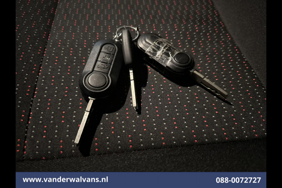 Peugeot Boxer 2.2 BlueHDi 141pk Bakwagen 436cm Lang Laadklep Euro6 Airco | Cruisecontrol | 1085kg laadvermogen Bijrijdersbank