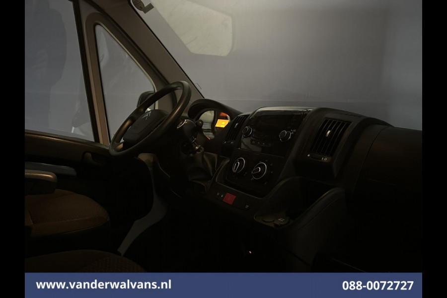 Citroën Jumper 2.2 BlueHDi 141pk Bakwagen 436cm Lang Laadklep Euro6 Airco | 1015kg laadvermogen | Cruisecontrol Camera, Bijrijdersbank