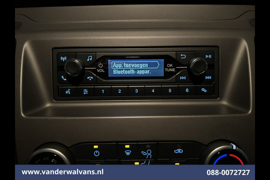 Ford Transit 2.0 TDCI 161pk Bakwagen Laadklep Euro6 Airco | Cruisecontrol | Verwarmde voorruit | 1040kg laadvermogen Bijrijdersbank