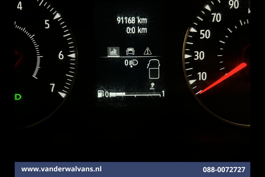 Nissan Primastar 2.0 dCi 131pk L2H1 Euro6 Airco | LED | Cruisecontrol | 2500kg Trekhaak | Parkeersensoren Bijrijdersbank