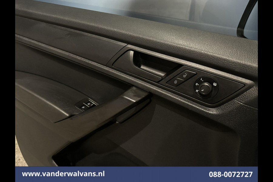 Volkswagen Caddy 2.0 TDI L1H1 Euro6 Airco | Camera | Cruisecontrol | Trekhaak Verwarmde Voorruit, Zijdeur, Parkeersensoren