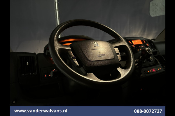 Peugeot Boxer 2.2 BlueHDi 141pk Bakwagen 435cm Lang Laadklep Euro6 Airco | 1055kg laadvermogen | Cruisecontrol Bijrijdersbank