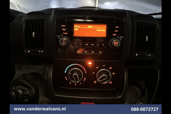 Peugeot Boxer 2.2 BlueHDi 141pk Bakwagen 435cm Lang Laadklep Euro6 Airco | 1055kg laadvermogen | Cruisecontrol Bijrijdersbank