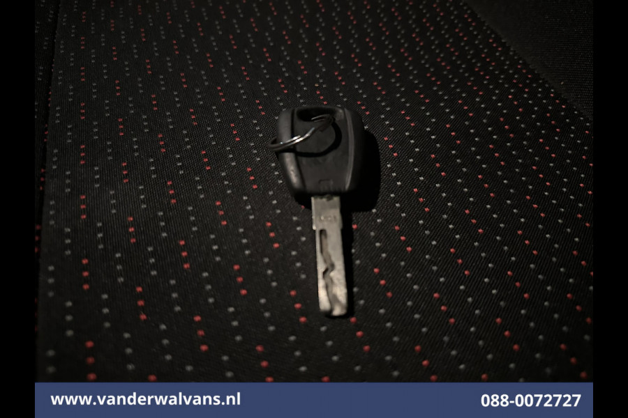 Peugeot Boxer 2.2 BlueHDi 141pk Bakwagen 435cm Lang Laadklep Euro6 Airco | 1055kg laadvermogen | Cruisecontrol Bijrijdersbank