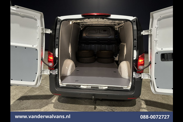 Mercedes-Benz Vito 114 CDI 136pk RWD L2H1 Euro6 Airco | Camera | Navigatie | Cruisecontrol | Trekhaak Parkeersensoren, Stoelverwarming