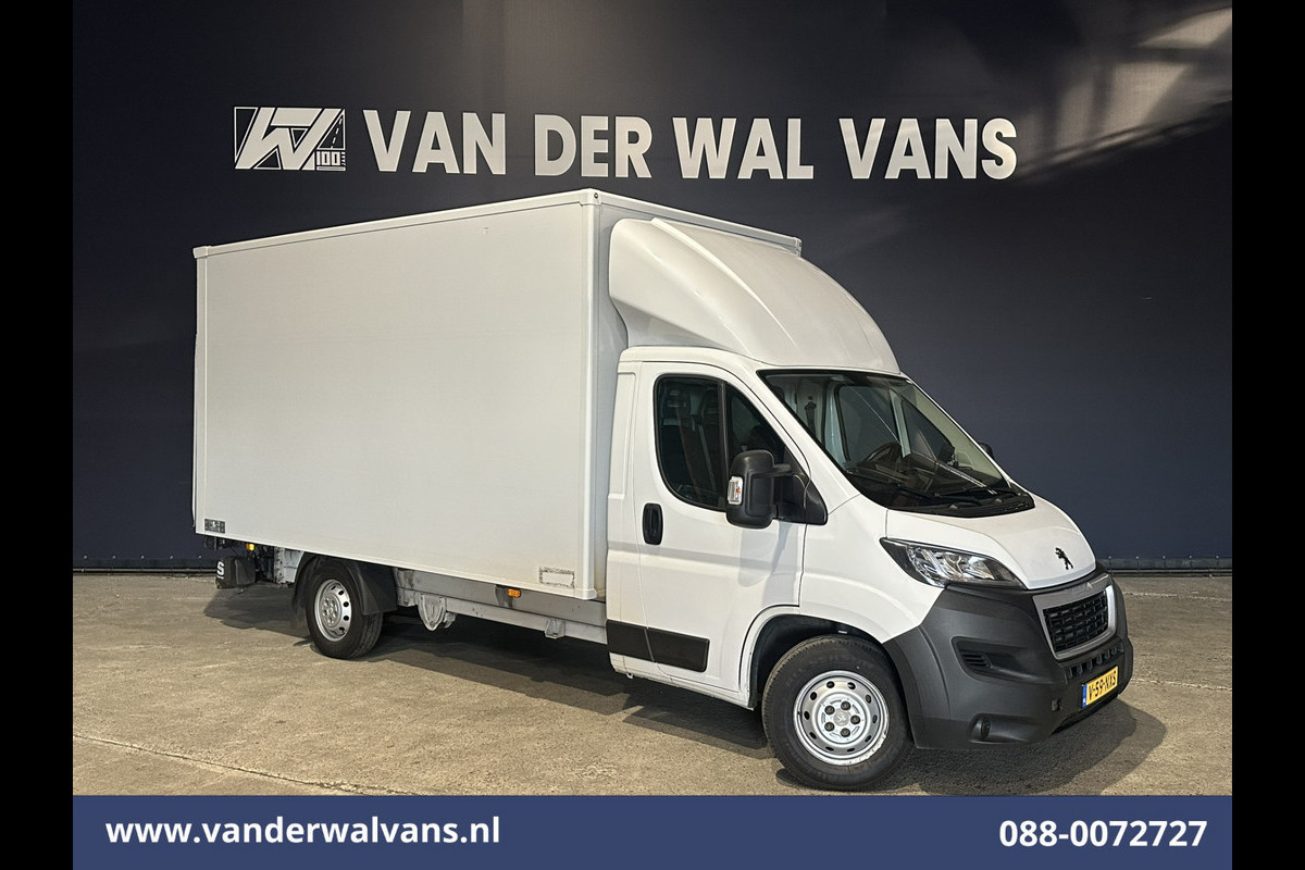 Peugeot Boxer 2.2 BlueHDi 141pk Bakwagen 428cm Lang Laadklep Euro6 Airco | Camera | 1085kg laadvermogen Bijrijdersbank