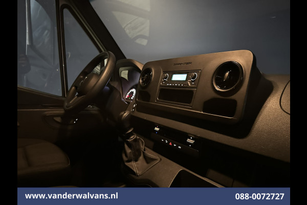 Mercedes-Benz Sprinter 211CDI L2H2 Euro6 Airco | Camera | Trekhaak Bijrijdersbank