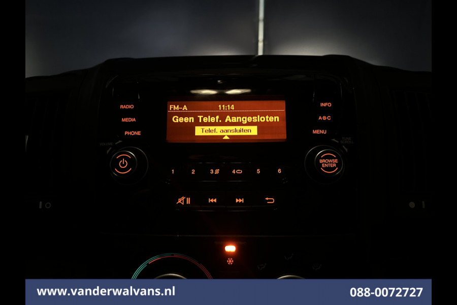 Peugeot Boxer 2.2 BlueHDi 141pk Bakwagen 436cm Lang Laadklep Euro6 Airco | 1055kg laadvermogen | Cruisecontrol Bijrijdersbank.