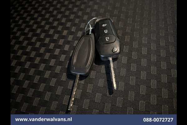 Ford Transit Connect 1.5 EcoBlue 100pk L2H1 Euro6 Airco | Camera | Navigatie | Trekhaak | LM velgen Parkeersensoren, Bumper in de kleur, Verwarmde voorruit, Zijdeur