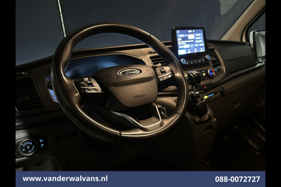 Ford Transit Custom 2.0 TDCI 130pk L2H1 Euro6 Airco | Camera | Apple Carplay | LED | Cruisecontrol | 2800kg Trekhaak Android Auto, Stoelverwarming, Verwarmde voorruit, Parkeersensoren