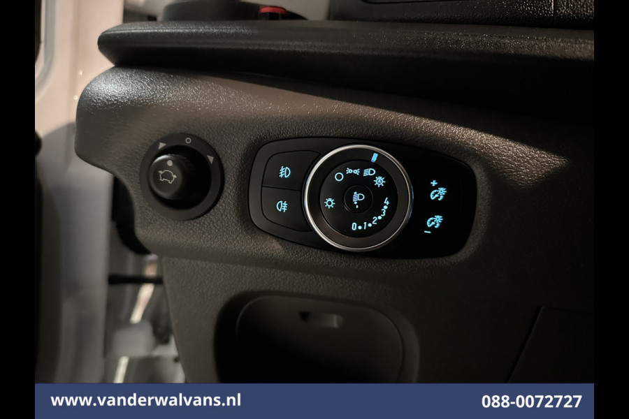 Ford Transit 2.0 TDCI 131pk Bakwagen Laadklep Euro6 Airco | Cruisecontrol | Verwarmde voorruit Bijrijdersbank