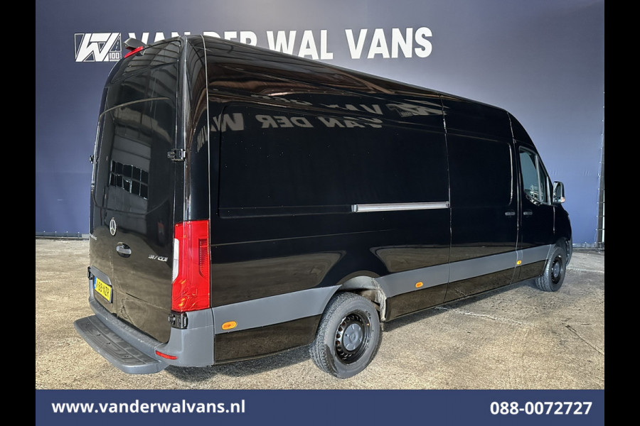 Mercedes-Benz Sprinter 317 CDI 170pk L3H2 Euro6 Airco | Camera | Apple Carplay | Cruisecontrol Android Auto, Chauffeursstoel, Stoelverwarming, 270 Graden Achterdeuren, Bijrijdersbank