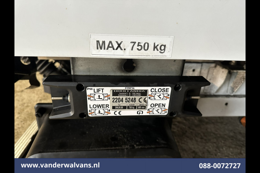 Peugeot Boxer 2.2 BlueHDi 141pk Bakwagen 436cm Lang Laadklep Euro6 Airco | Cruisecontrol | 985kg laadvermogen Bijrijdersbank