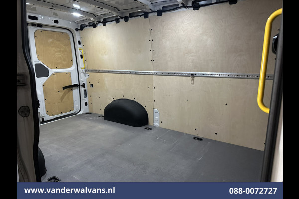 Volkswagen Crafter 2.0 TDI 141pk L3H2 L2H1 Euro6 Airco | Apple Carplay | Android Auto | Cruisecontrol Parkeersensoren, Bijrijdersbank, 3000kg trekvermogen