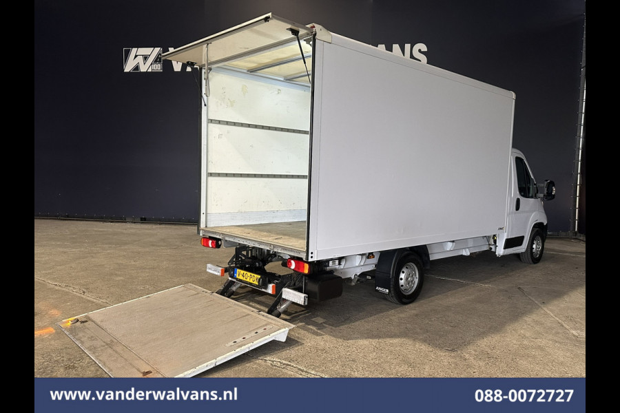 Peugeot Boxer 2.2 BlueHDi 141pk Bakwagen 436cm Lang Laadklep Euro6 Airco | Cruisecontrol | 955kg laadvermogen Bijrijdersbank