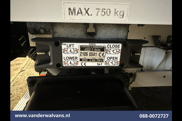 Peugeot Boxer 2.2 BlueHDi 141pk Bakwagen 436cm Lang Laadklep Euro6 Airco | Cruisecontrol | 955kg laadvermogen Bijrijdersbank