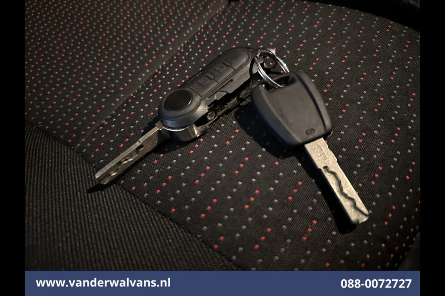 Peugeot Boxer 2.2 BlueHDi 141pk Bakwagen 436cm Lang Laadklep Euro6 Airco | Cruisecontrol | 955kg laadvermogen Bijrijdersbank