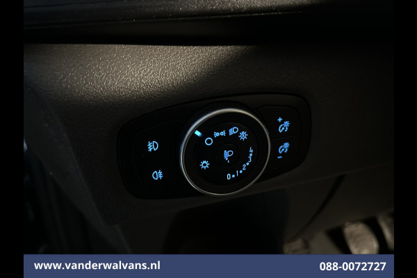 Ford Transit Custom 2.0 TDCI 131pk L2H1 Euro6 Airco | Camera | LED | Cruisecontrol | Verwarmde voorruit Parkeersensoren, Bijrijdersbank, 2800kg trekvermogen