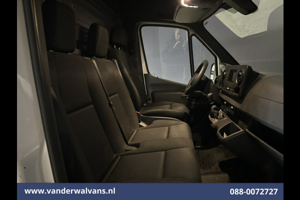 Mercedes-Benz Sprinter 317 CDI 170pk L3H2 Euro6 Airco | Camera | Apple Carplay | Cruisecontrol | Chauffeursstoel Android Auto, Stoelverwarming, Bijrijdersbank