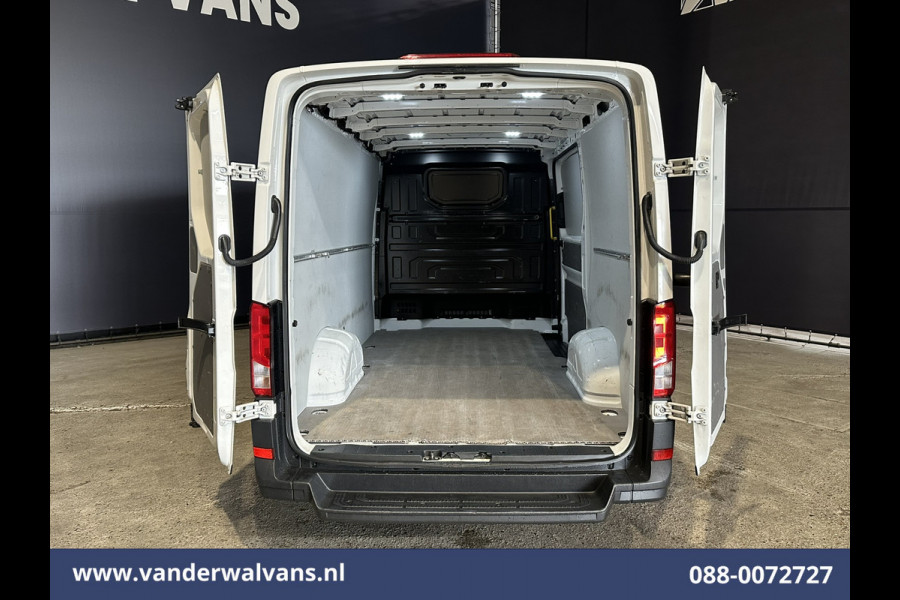 Volkswagen Crafter 2.0 TDI 102pk L3H2 L2H1 Euro6 Airco | Apple Carplay | Chauffeursstoel | Android Auto Bijrijdersbank
