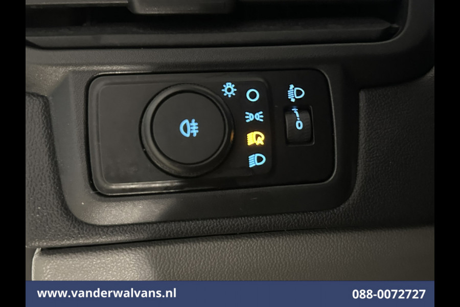 Ford Transit Custom 2.0 TDCI 136pk L2H1 Euro6 Airco | Camera | LED | Apple Carplay | Cruisecontrol Android Auto, Verwarmde voorruit, Parkeersensoren, Bijrijdersbank, 2800kg trekvermogen