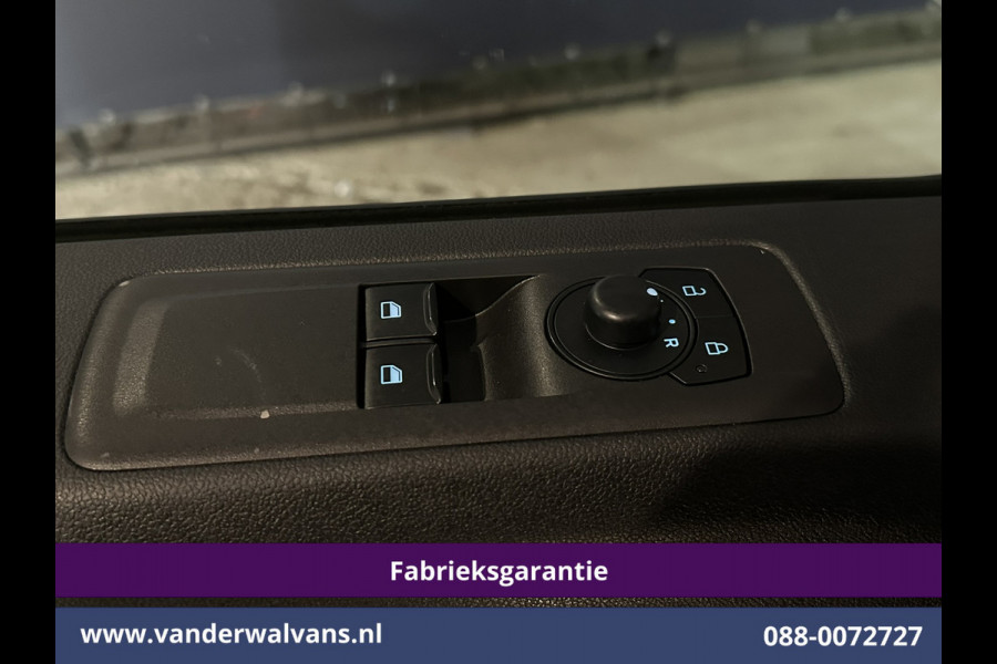Ford Transit Custom 2.0 TDCI 136pk L2H1 Fabrieksgarantie Euro6 Airco | Camera | LED | Apple Carplay | Cruisecontrol Android Auto, Verwarmde voorruit, Parkeersensoren, Bijrijdersbank, 2740 kg trekvermogen
