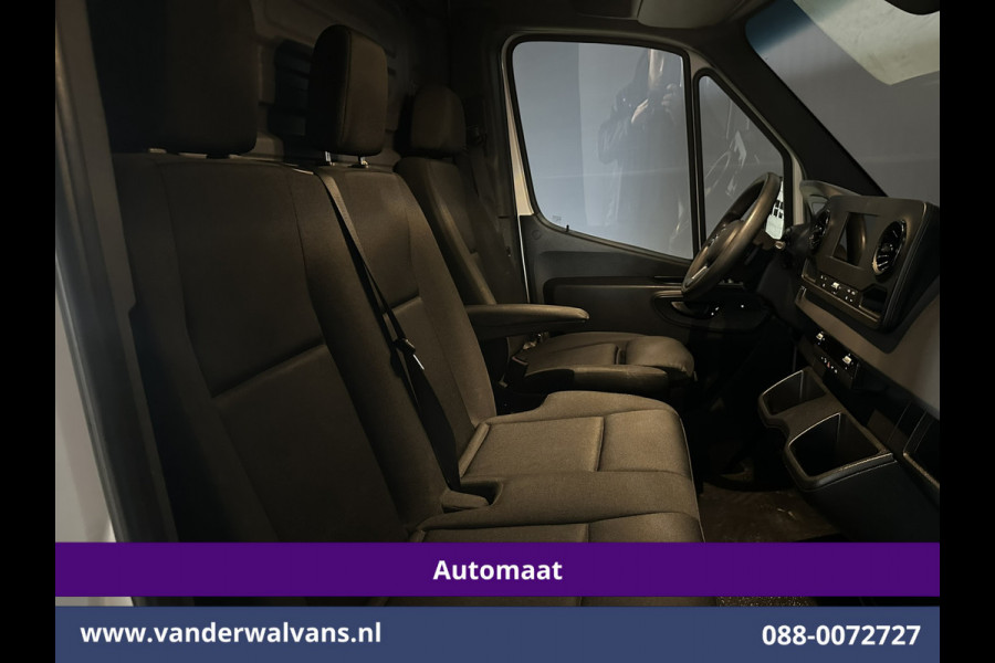 Mercedes-Benz Sprinter 316 CDI 164pk Automaat L3H2 Euro6 Airco | Camera | 3500kg Trekhaak | Apple Carplay Chauffeursstoel, Cruisecontrol, Android Auto, Stoelverwarming, 270graden Achterdeuren, Parkeersensoren, Bijrijdersbank