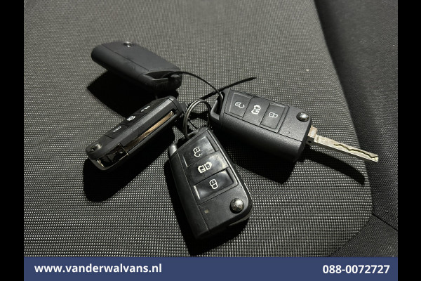 Volkswagen Crafter 2.0 TDI L3H3 L2H2 Euro6 Airco | Apple Carplay | Android Auto | Parkeersensoren Bijrijdersbank