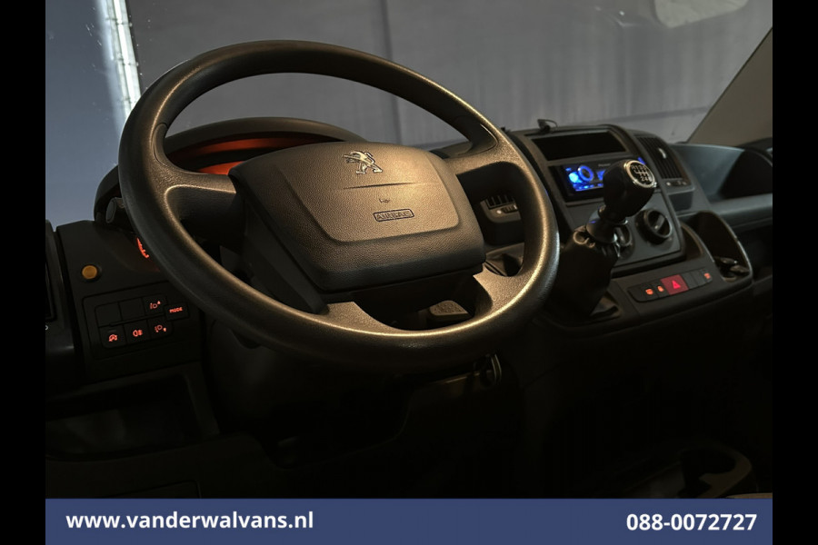 Peugeot Boxer 2.2 BlueHDi 140pk Kipper Open Laadbak Euro6 Bijrijdersbank Bluetooth telefoonvoorbereiding