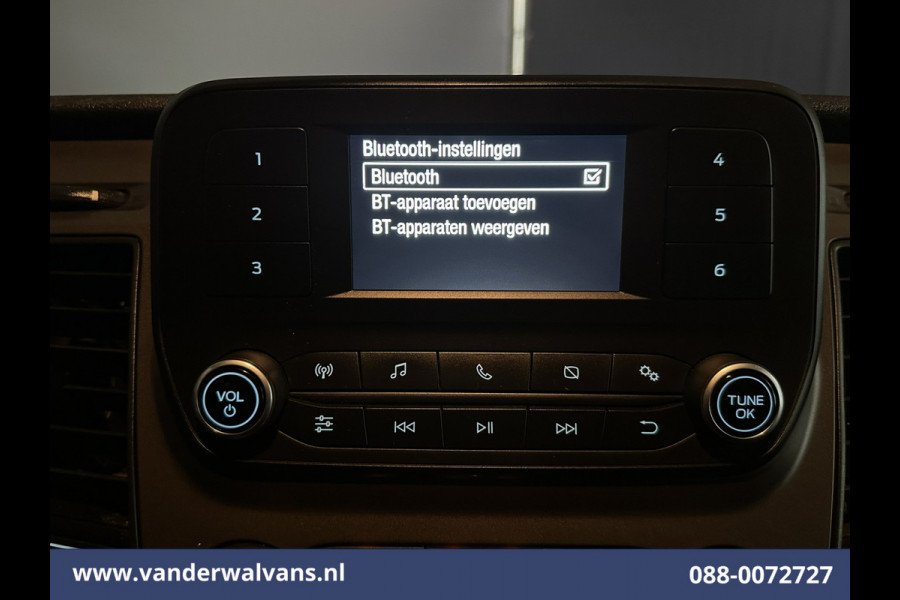Ford Transit 2.0 TDCI 130pk Bakwagen L4.35m Laadklep Euro6 Airco | Camera | Cruisecontrol | Verwarmde voorruit Bijrijdersbank, 970kg laadvermogen