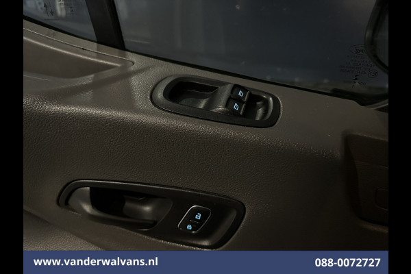Ford Transit 2.0 TDCI 130pk Bakwagen L4.35m Laadklep Euro6 Airco | Camera | Cruisecontrol | Verwarmde voorruit Bijrijdersbank, 970kg laadvermogen