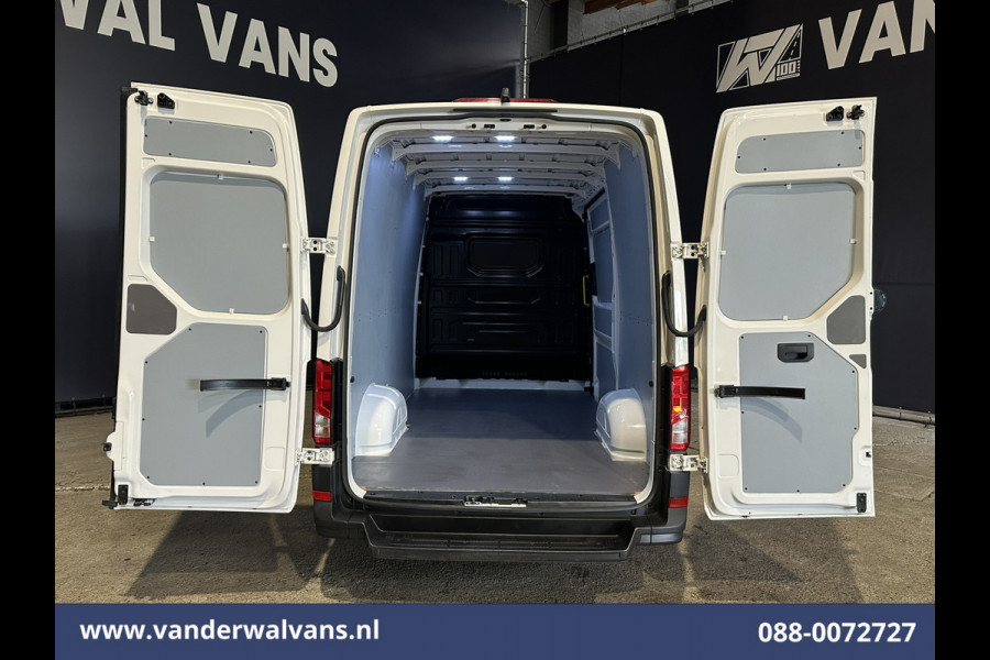 Volkswagen Crafter 2.0 TDI 140pk L3H3 L2H2 Euro6 Airco | Camera | Apple Carplay | Massagestoel | Cruisecontrol Android Auto, Chauffeursstoel