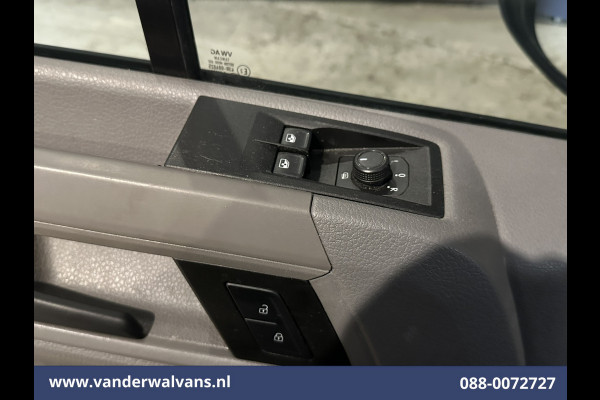Volkswagen Crafter 2.0 TDI 140pk L3H3 L2H2 Euro6 Airco | Camera | Apple Carplay | Massagestoel | Cruisecontrol Android Auto, Chauffeursstoel