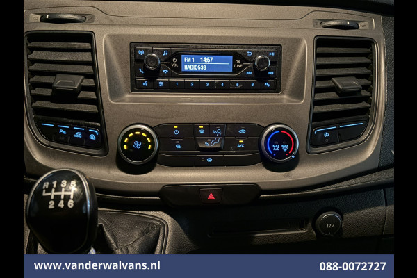Ford Transit Custom 2.0 TDCI 130pk L1H1 Euro6 Airco | LED | 2500kg Trekhaak | Cruisecontrol | Verwarmde voorruit Parkeersensoren, Bijrijdersbank