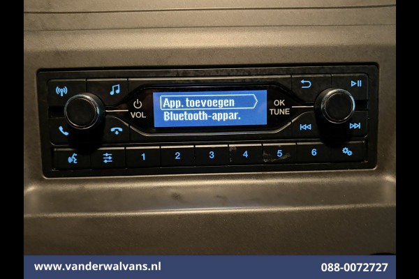 Ford Transit Custom 2.0 TDCI 130pk L1H1 Euro6 Airco | LED | 2500kg Trekhaak | Cruisecontrol | Verwarmde voorruit Parkeersensoren, Bijrijdersbank