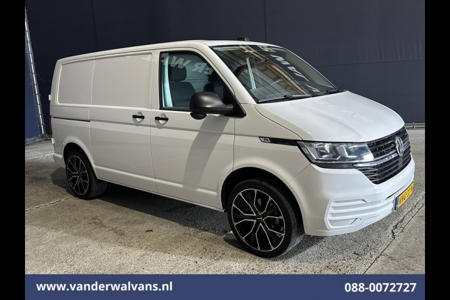 Volkswagen Transporter 2.0 TDI L1H1 Euro6 Airco | Apple Carplay | Cruisecontrol | LM-velgen | Trekhaak | Parkeersensoren Android Auto