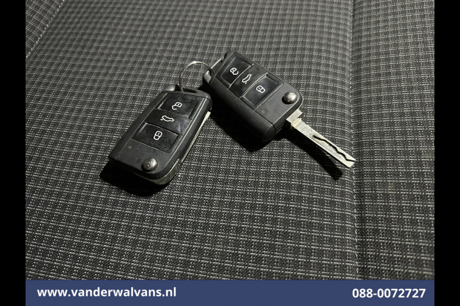 Volkswagen Transporter 2.0 TDI L1H1 Euro6 Airco | Apple Carplay | Cruisecontrol | LM-velgen | Trekhaak | Parkeersensoren Android Auto