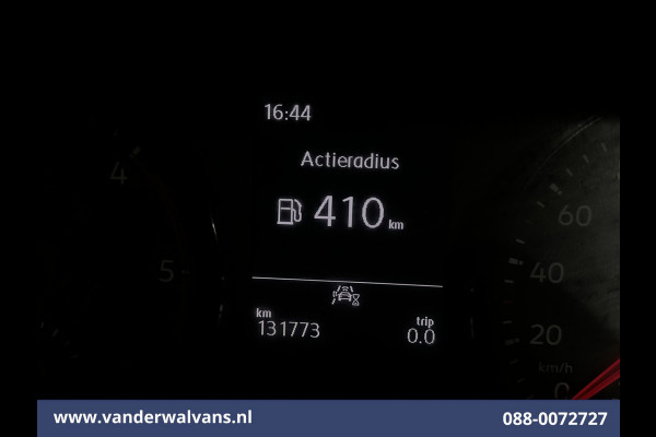 Volkswagen Crafter 2.0 TDI 141pk L3H3 L2H2 Euro6 Airco | Camera | Apple Carplay | Cruisecontrol | Chauffeursstoel Android Auto, Parkeersensoren, Bijrijdersbank, 3000kg trekvermogen