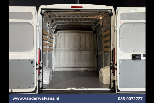 Opel Movano 2.2D 120pk L2H2 Euro6 Airco | 2500kg Trekhaak | Apple Carplay | Cruisecontrol Android Auto | Bijrijdersbank Parkeersensoren