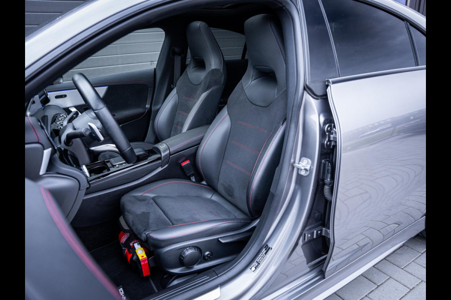 Mercedes-Benz CLA-Klasse 250 e AMG Line - Matrix l Pano l Sfeerverl. l Keyless l 19"