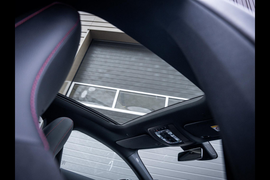 Mercedes-Benz CLA-Klasse 250 e AMG Line - Matrix l Pano l Sfeerverl. l Keyless l 19"