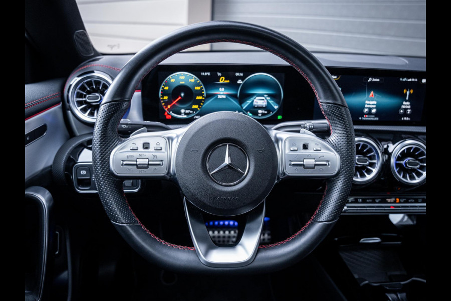 Mercedes-Benz CLA-Klasse 250 e AMG Line - Matrix l Pano l Sfeerverl. l Keyless l 19"